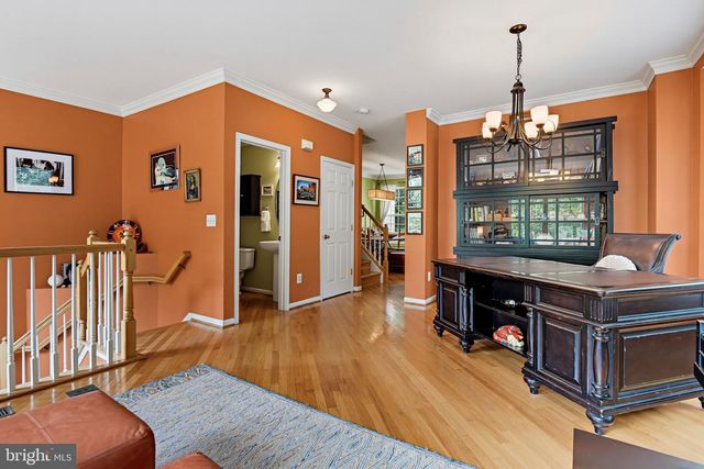 1212 WILD HAWTHORN WAY, Reston, VA 20194