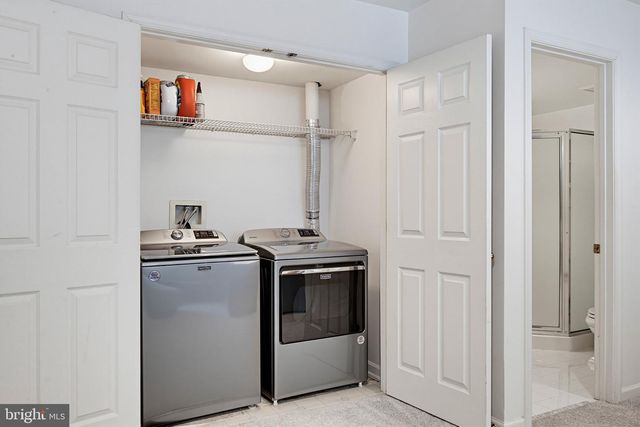 1212 WILD HAWTHORN WAY, Reston, VA 20194