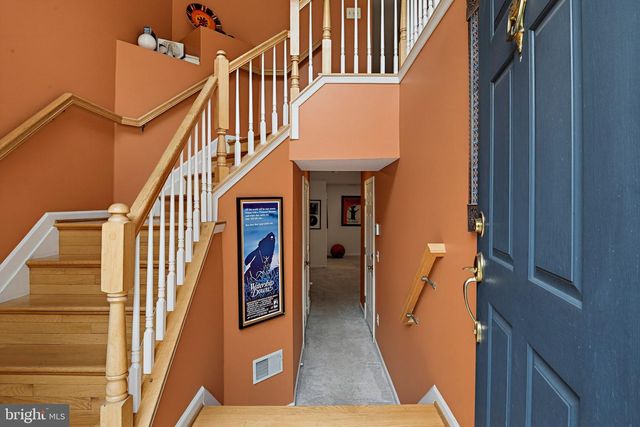 1212 WILD HAWTHORN WAY, Reston, VA 20194