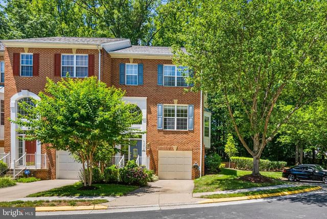1212 WILD HAWTHORN WAY, Reston, VA 20194
