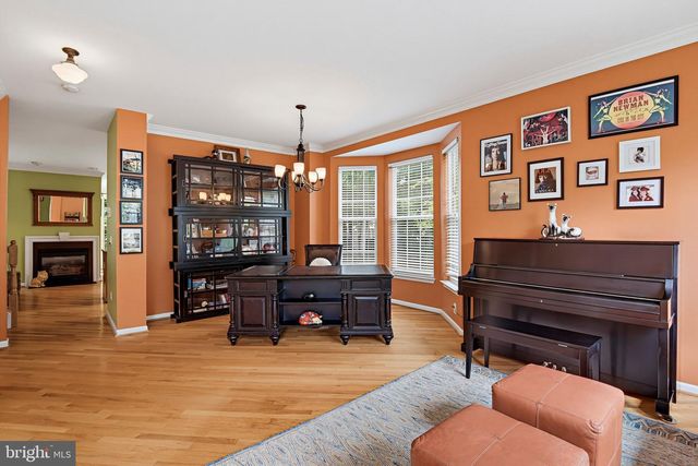 1212 WILD HAWTHORN WAY, Reston, VA 20194