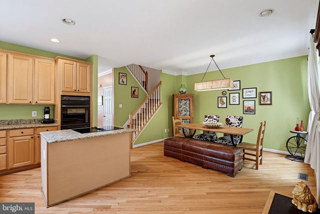 1212 WILD HAWTHORN WAY, Reston, VA 20194