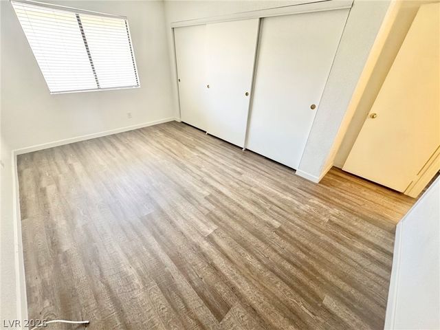 1008 Falconhead Lane 202, Las Vegas, NV 89128