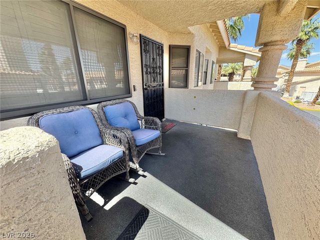 1008 Falconhead Lane 202, Las Vegas, NV 89128