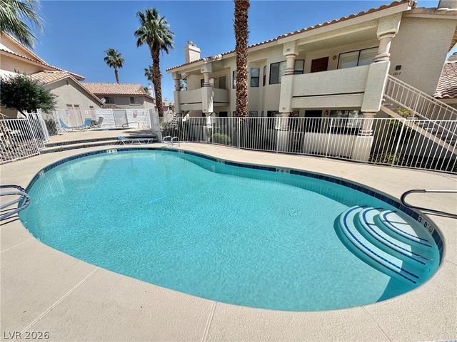 1008 Falconhead Lane 202, Las Vegas, NV 89128