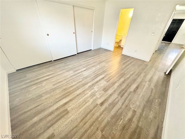 1008 Falconhead Lane 202, Las Vegas, NV 89128