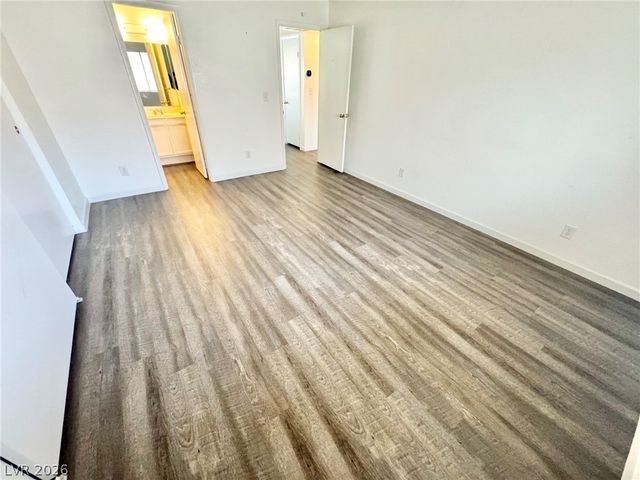 1008 Falconhead Lane 202, Las Vegas, NV 89128