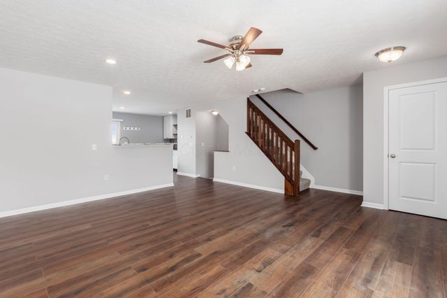 5545 Rainbow Falls Street, 7-5545, Dublin, OH 43016