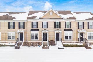 5545 Rainbow Falls Street, 7-5545, Dublin, OH 43016