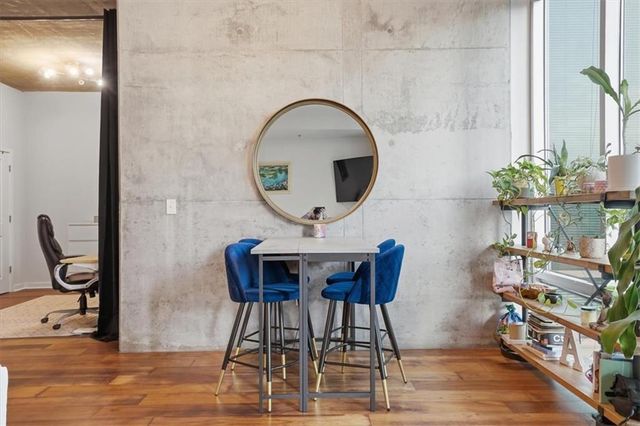 923 Peachtree NE Street 1221, Atlanta, GA 30309