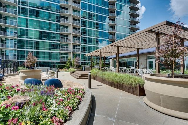 923 Peachtree NE Street 1221, Atlanta, GA 30309