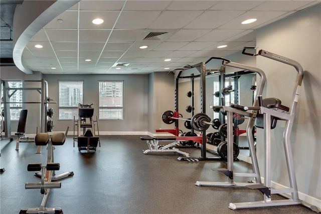 923 Peachtree NE Street 1221, Atlanta, GA 30309