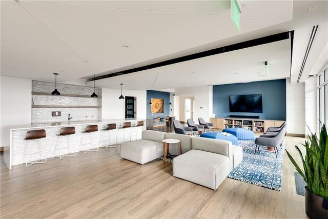 923 Peachtree NE Street 1221, Atlanta, GA 30309