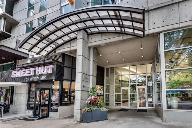 923 Peachtree NE Street 1221, Atlanta, GA 30309