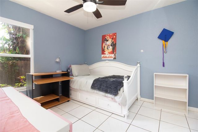 6914 N HIMES AVE, Tampa, FL 33614