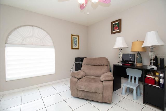 6914 N HIMES AVE, Tampa, FL 33614