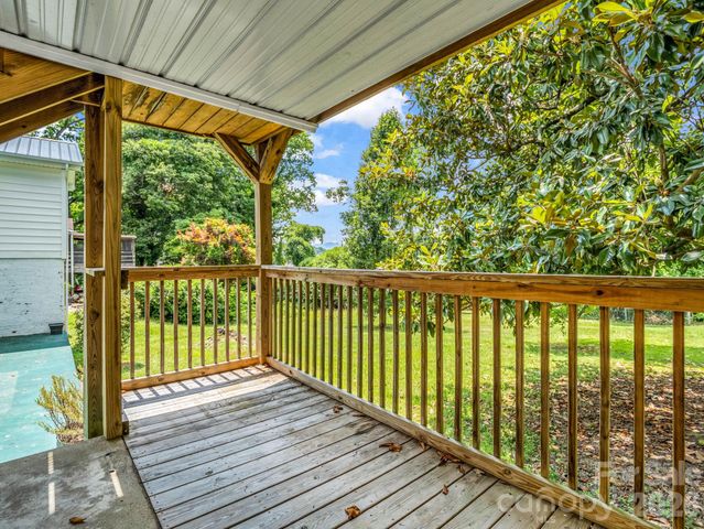 555 State Street, Marion, NC 28752
