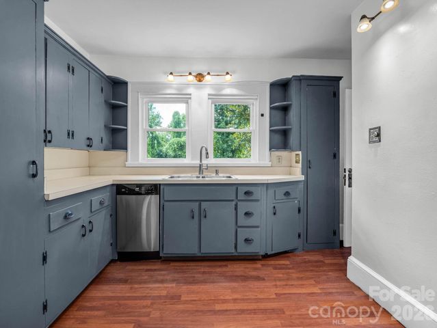 555 State Street, Marion, NC 28752