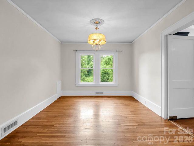 555 State Street, Marion, NC 28752