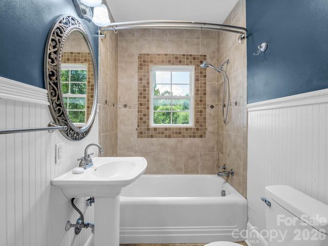 555 State Street, Marion, NC 28752