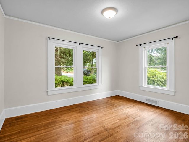 555 State Street, Marion, NC 28752