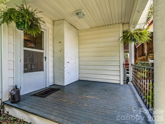 555 State Street, Marion, NC 28752