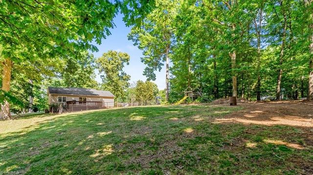 255 Mustang Drive, Thomasville, NC 27360