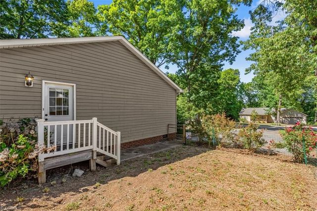 255 Mustang Drive, Thomasville, NC 27360
