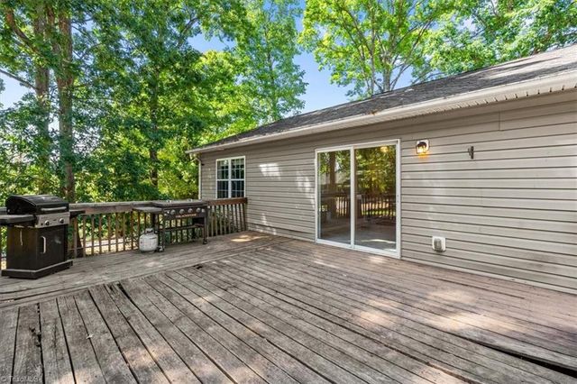 255 Mustang Drive, Thomasville, NC 27360