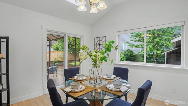 3401 NE 8th Street, Renton, WA 98056