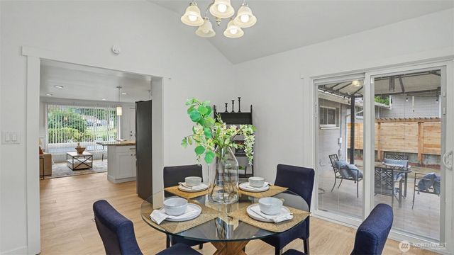 3401 NE 8th Street, Renton, WA 98056