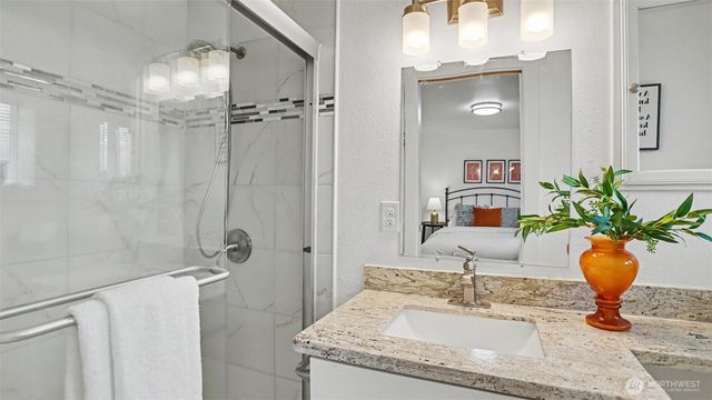 3401 NE 8th Street, Renton, WA 98056