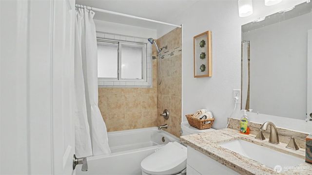 3401 NE 8th Street, Renton, WA 98056