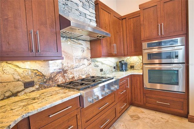 420 PALMETTO CRESCENT, Nokomis, FL 34275
