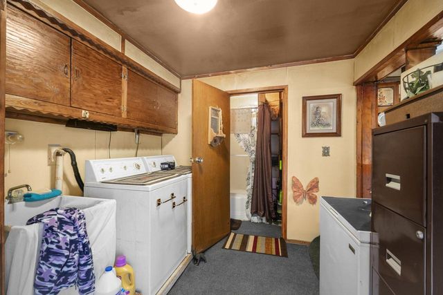 831 Silverbrook DRIVE, West Bend, WI 53090