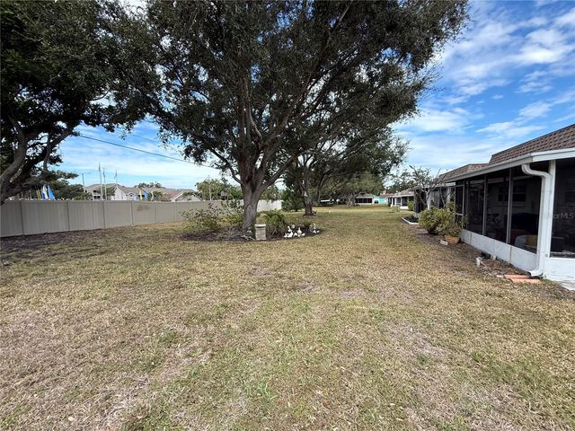 8472 DEAUVILLE N 8472, Pinellas Park, FL 33781