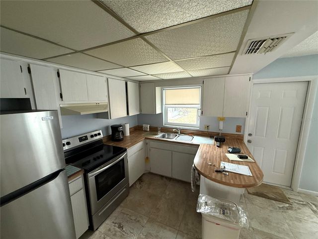 8472 DEAUVILLE N 8472, Pinellas Park, FL 33781