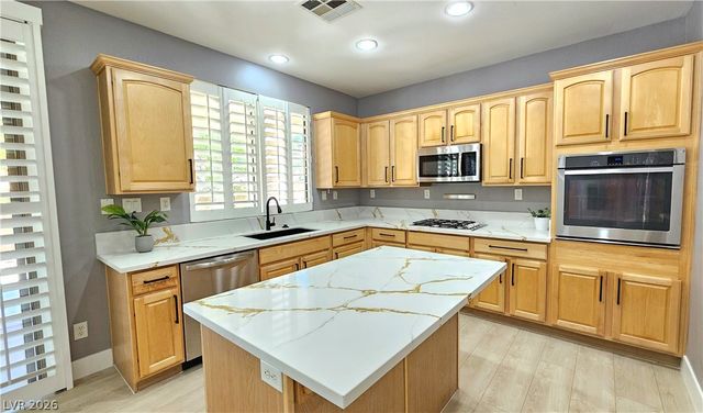326 Carlisle Crossing Street, Las Vegas, NV 89138