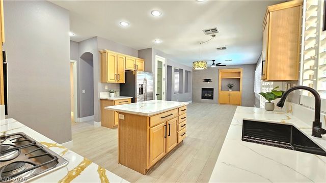 326 Carlisle Crossing Street, Las Vegas, NV 89138