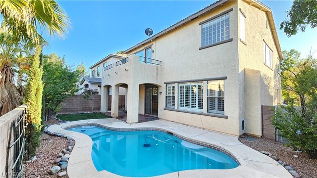 326 Carlisle Crossing Street, Las Vegas, NV 89138