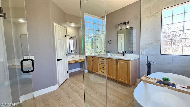 326 Carlisle Crossing Street, Las Vegas, NV 89138