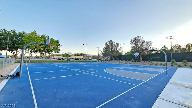 326 Carlisle Crossing Street, Las Vegas, NV 89138