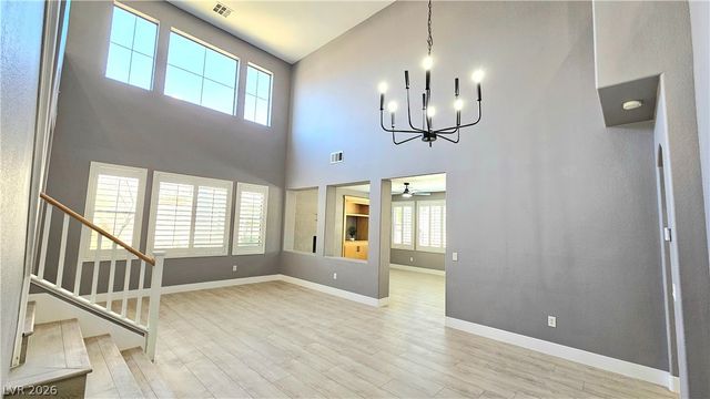 326 Carlisle Crossing Street, Las Vegas, NV 89138