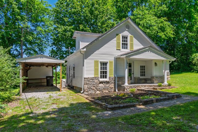 210 Westover Dr, Columbia, TN 38401