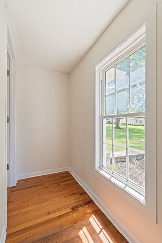 210 Westover Dr, Columbia, TN 38401
