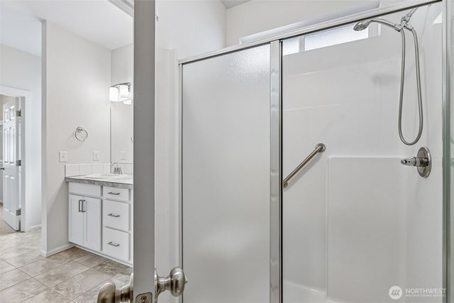 353 S 48th Place, Mount Vernon, WA 98274