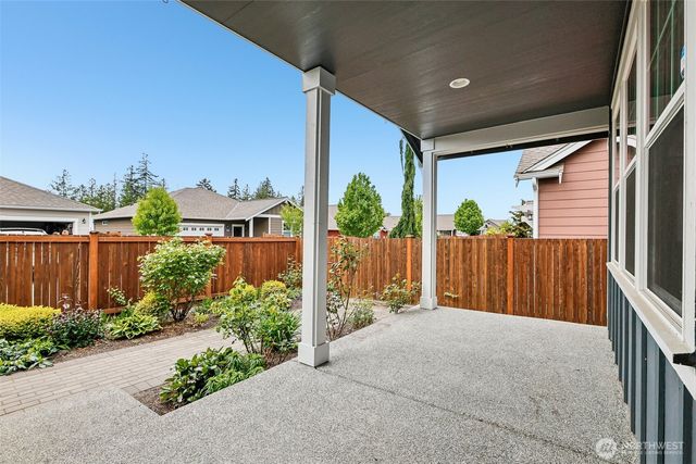 353 S 48th Place, Mount Vernon, WA 98274