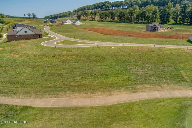 497 Black Bear Circle, Loudon, TN 37774
