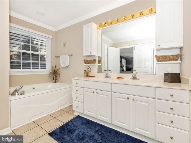 2422 COBBLESTONE WAY, Frederick, MD 21702