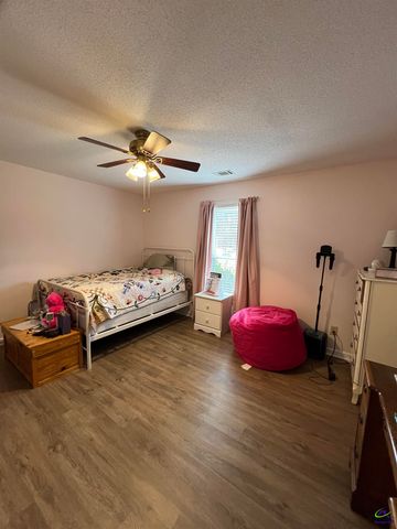 111 Willowgate Drive, Bonaire, GA 31005